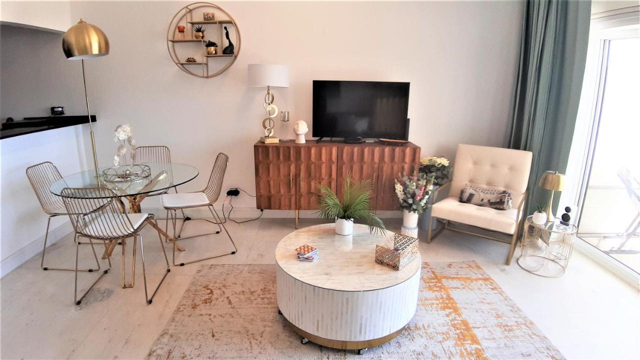 Potato Beach Apartment At Beach Front & Sea View Lagos Exterior photo