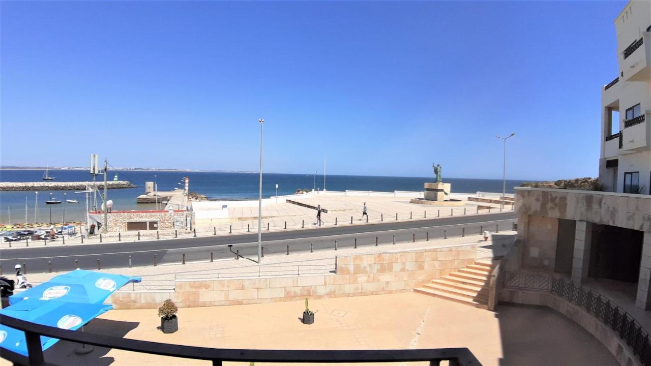 Potato Beach Apartment At Beach Front & Sea View Lagos Exterior photo