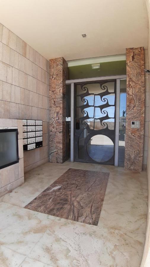 Potato Beach Apartment At Beach Front & Sea View Lagos Exterior photo