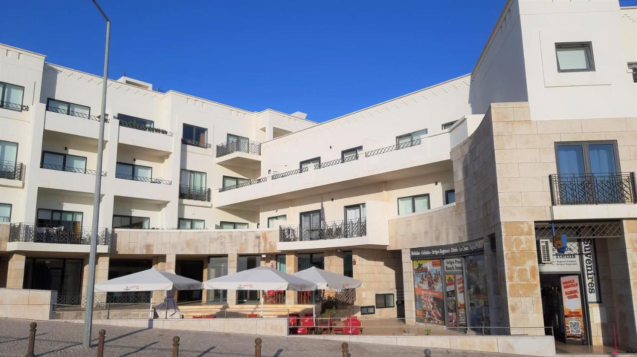 Potato Beach Apartment At Beach Front & Sea View Lagos Exterior photo