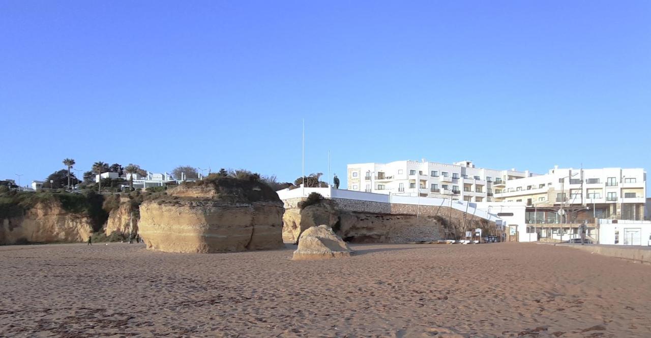 Potato Beach Apartment At Beach Front & Sea View Lagos Exterior photo